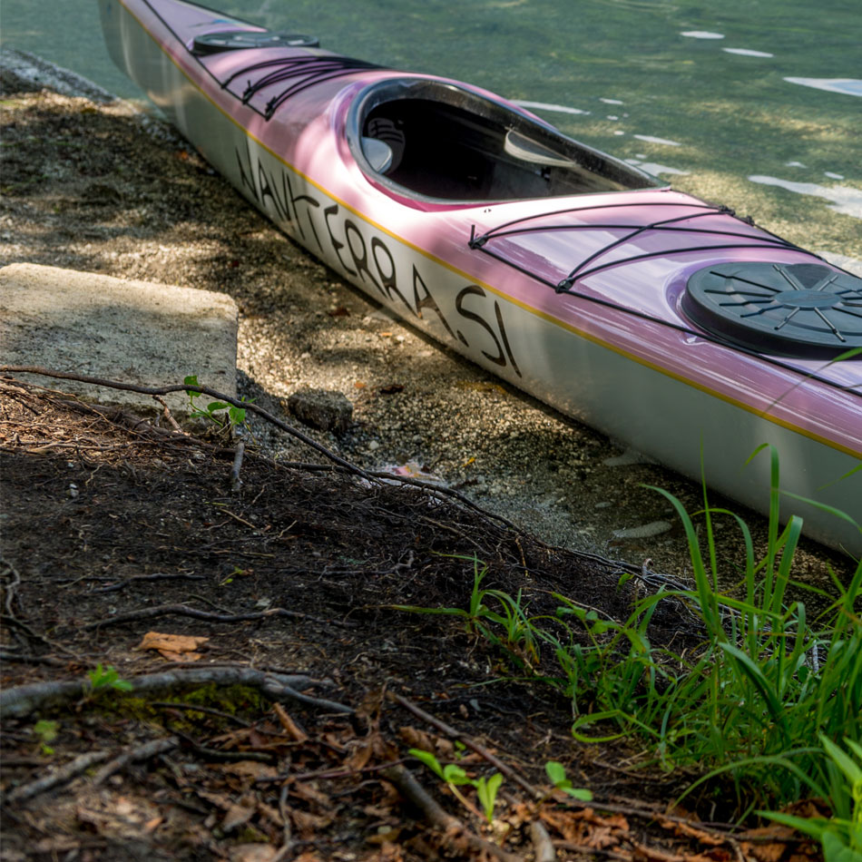 Naviterra kayak